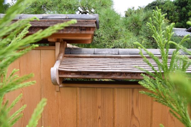 吉野カネ利 杮板 こけらいた 一般社団法人 吉野かわかみ社中 建材カタログ一覧 21年最新カタログのご紹介 かたなび