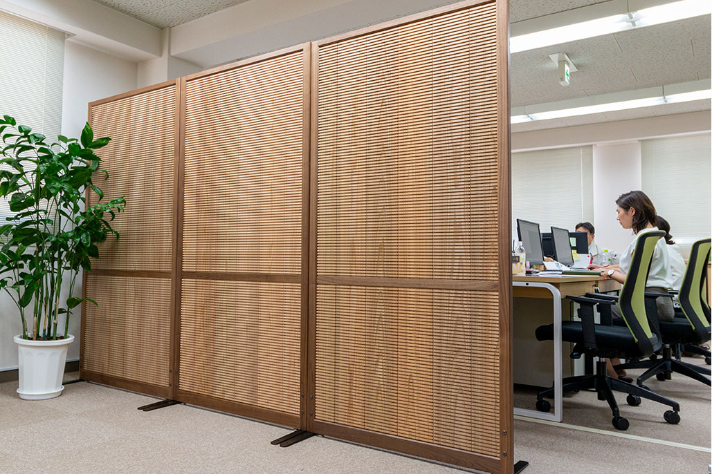 高効能ファニチャー『香るパーティション』