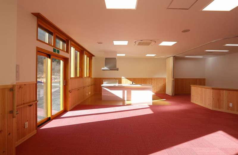 完全自由設計の特注サッシ「夢まどプロフェッショナル」 / アルス株式会社